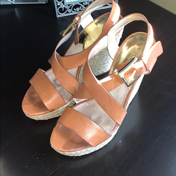 MICHAEL KORS WEDGES - Picture 1 of 7